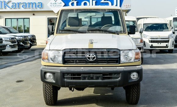 Buy Import Toyota Land Cruiser Beige Car in Import - Dubai in Kampot Province Buy Import Toyota Land Cruiser Beige Car in Import - Dubai in Kampot Province