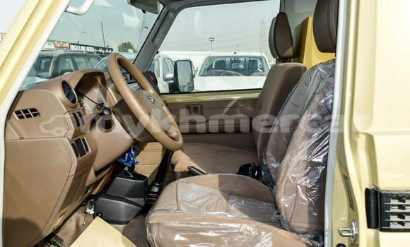 Buy Import Toyota Land Cruiser Beige Car in Import - Dubai in Kampot Province Buy Import Toyota Land Cruiser Beige Car in Import - Dubai in Kampot Province