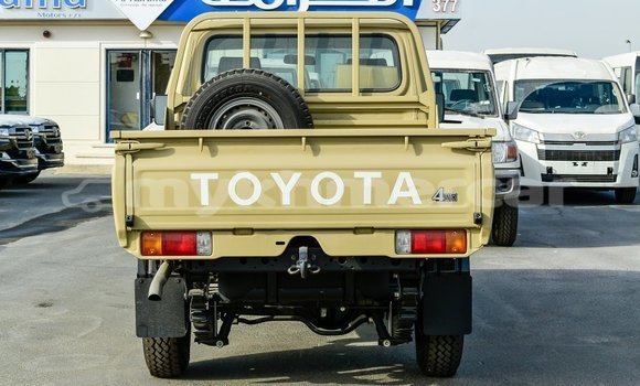 Buy Import Toyota Land Cruiser Beige Car in Import - Dubai in Kampot Province Buy Import Toyota Land Cruiser Beige Car in Import - Dubai in Kampot Province