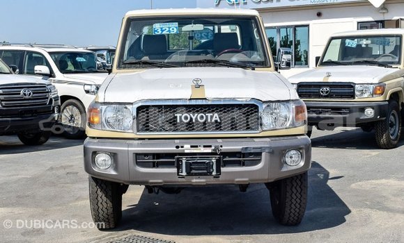 Buy Import Toyota Land Cruiser Beige Car in Import - Dubai in Kampot Province Buy Import Toyota Land Cruiser Beige Car in Import - Dubai in Kampot Province