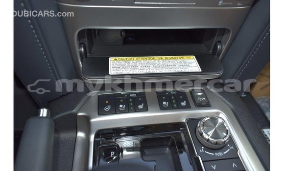 Acheter Import Voiture Toyota Land Cruiser Noir à Import - Dubai, Kampot Province Acheter Import Voiture Toyota Land Cruiser Noir à Import - Dubai, Kampot Province