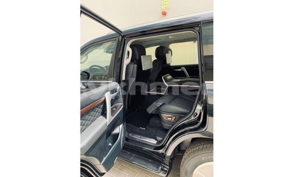 Buy Import Toyota Land Cruiser Black Car in Import - Dubai in Kampot Province Buy Import Toyota Land Cruiser Black Car in Import - Dubai in Kampot Province