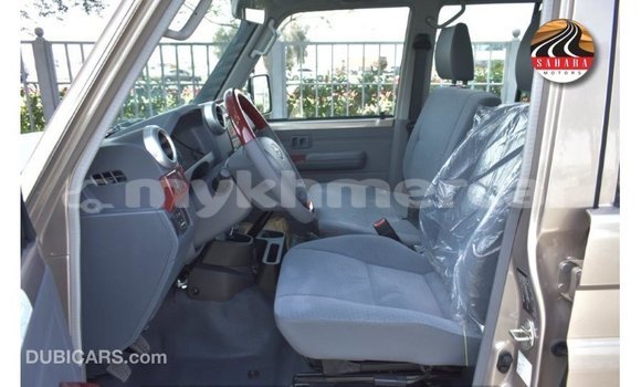 Acheter Import Voiture Toyota Land Cruiser Autre à Import - Dubai, Kampot Province Acheter Import Voiture Toyota Land Cruiser Autre à Import - Dubai, Kampot Province