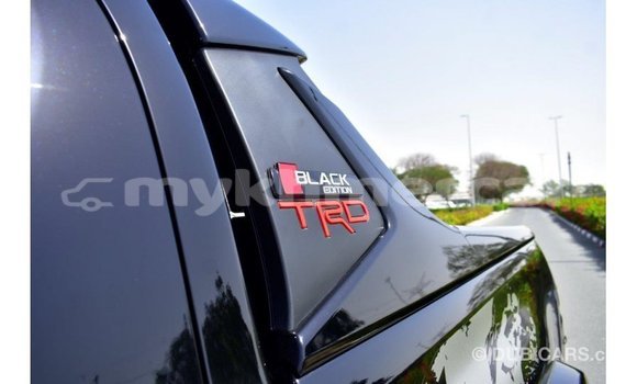 Acheter Import Voiture Toyota Hilux Noir à Import - Dubai, Kampot Province Acheter Import Voiture Toyota Hilux Noir à Import - Dubai, Kampot Province