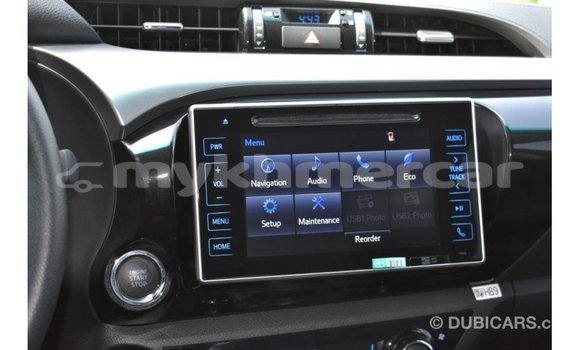 Acheter Import Voiture Toyota Hilux Noir à Import - Dubai, Kampot Province Acheter Import Voiture Toyota Hilux Noir à Import - Dubai, Kampot Province