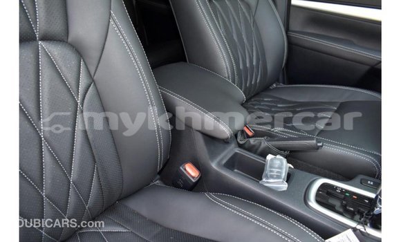 Acheter Import Voiture Toyota Hilux Noir à Import - Dubai, Kampot Province Acheter Import Voiture Toyota Hilux Noir à Import - Dubai, Kampot Province