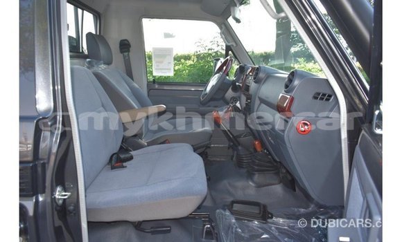 Acheter Import Voiture Toyota Land Cruiser Autre à Import - Dubai, Kampot Province Acheter Import Voiture Toyota Land Cruiser Autre à Import - Dubai, Kampot Province