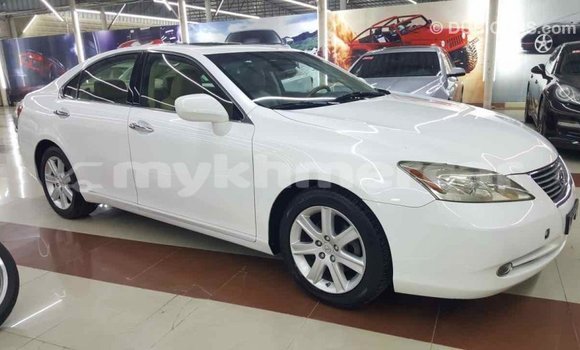 ទិញ នាំចូល Lexus ES White ឡាន} ក្នុង Import - Dubai ក្នុង Kampot Province ទិញ នាំចូល Lexus ES White ឡាន} ក្នុង Import - Dubai ក្នុង Kampot Province