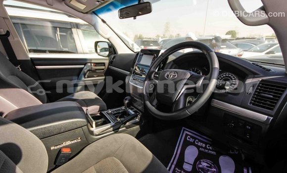 Buy Import Toyota Land Cruiser Black Car in Import - Dubai in Kampot Province Buy Import Toyota Land Cruiser Black Car in Import - Dubai in Kampot Province