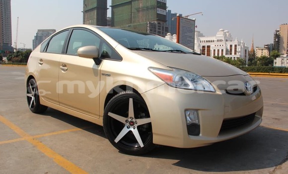 Acheter Occasion Voiture Toyota Prius Beige à Phnom Penh, Phnom Penh Acheter Occasion Voiture Toyota Prius Beige à Phnom Penh, Phnom Penh