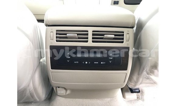 ទិញ នាំចូល Toyota Land Cruiser White ឡាន} ក្នុង Import - Dubai ក្នុង Kampot Province ទិញ នាំចូល Toyota Land Cruiser White ឡាន} ក្នុង Import - Dubai ក្នុង Kampot Province