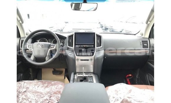 Buy Import Toyota Land Cruiser Black Car in Import - Dubai in Kampot Province Buy Import Toyota Land Cruiser Black Car in Import - Dubai in Kampot Province