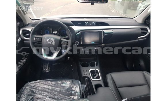 Acheter Import Voiture Toyota Hilux Autre à Import - Dubai, Kampot Province Acheter Import Voiture Toyota Hilux Autre à Import - Dubai, Kampot Province