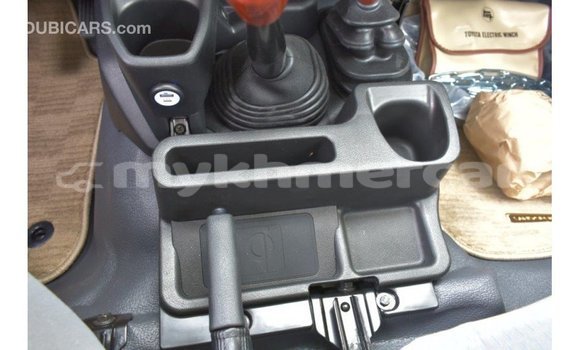 Acheter Import Voiture Toyota Land Cruiser Autre à Import - Dubai, Kampot Province Acheter Import Voiture Toyota Land Cruiser Autre à Import - Dubai, Kampot Province