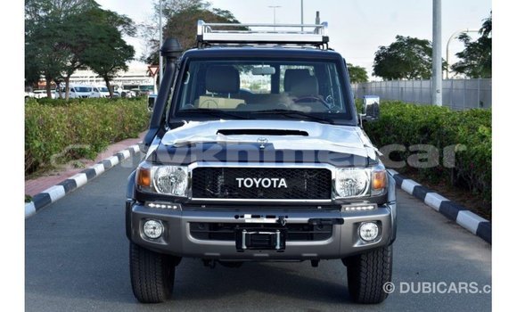 Acheter Import Voiture Toyota Land Cruiser Autre à Import - Dubai, Kampot Province Acheter Import Voiture Toyota Land Cruiser Autre à Import - Dubai, Kampot Province