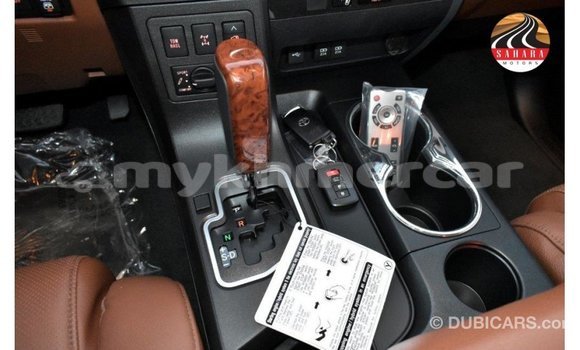 Acheter Import Voiture Toyota Sequoia Blanc à Import - Dubai, Kampot Province Acheter Import Voiture Toyota Sequoia Blanc à Import - Dubai, Kampot Province