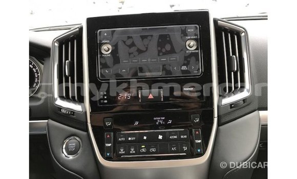 ទិញ នាំចូល Toyota Land Cruiser White ឡាន} ក្នុង Import - Dubai ក្នុង Kampot Province ទិញ នាំចូល Toyota Land Cruiser White ឡាន} ក្នុង Import - Dubai ក្នុង Kampot Province