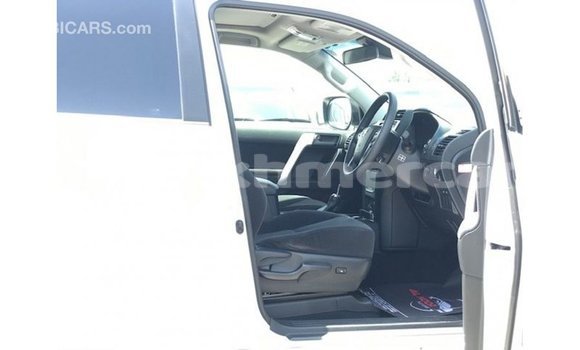 ទិញ នាំចូល Toyota Prado White ឡាន} ក្នុង Import - Dubai ក្នុង Kampot Province ទិញ នាំចូល Toyota Prado White ឡាន} ក្នុង Import - Dubai ក្នុង Kampot Province