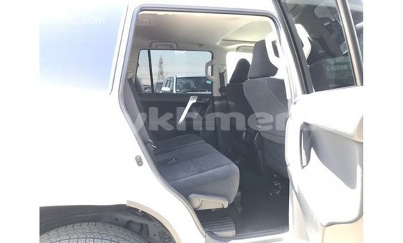 ទិញ នាំចូល Toyota Prado White ឡាន} ក្នុង Import - Dubai ក្នុង Kampot Province ទិញ នាំចូល Toyota Prado White ឡាន} ក្នុង Import - Dubai ក្នុង Kampot Province