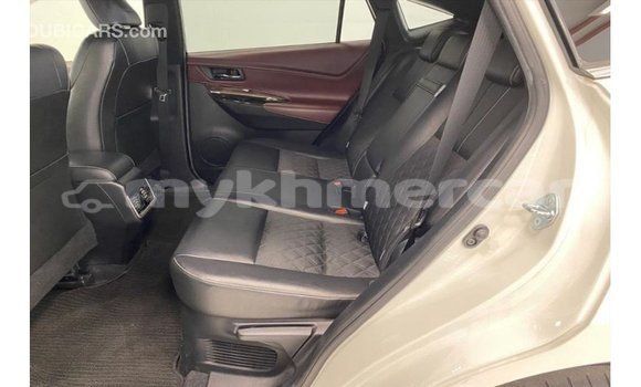 ទិញ នាំចូល Toyota Harrier White ឡាន} ក្នុង Import - Dubai ក្នុង Kampot Province ទិញ នាំចូល Toyota Harrier White ឡាន} ក្នុង Import - Dubai ក្នុង Kampot Province