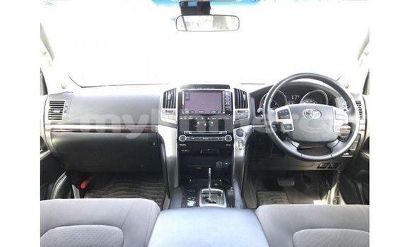 Buy Import Toyota Land Cruiser Black Car in Import - Dubai in Kampot Province Buy Import Toyota Land Cruiser Black Car in Import - Dubai in Kampot Province
