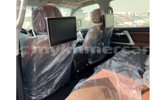 Buy Import Toyota Land Cruiser Black Car in Import - Dubai in Kampot Province Buy Import Toyota Land Cruiser Black Car in Import - Dubai in Kampot Province