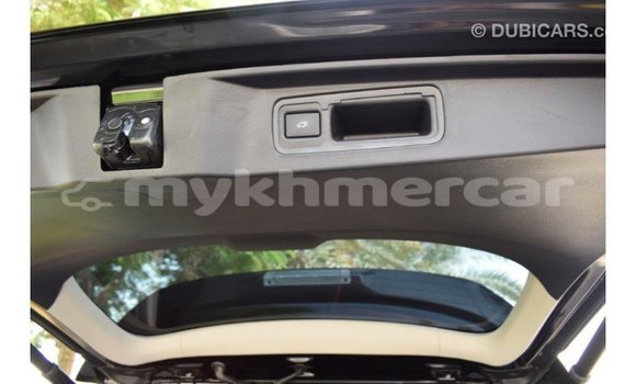 Acheter Import Voiture Toyota Fortuner Noir à Import - Dubai, Kampot Province Acheter Import Voiture Toyota Fortuner Noir à Import - Dubai, Kampot Province