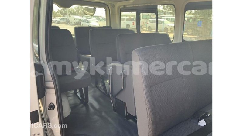 Big with watermark toyota hiace kampot province import dubai 4011