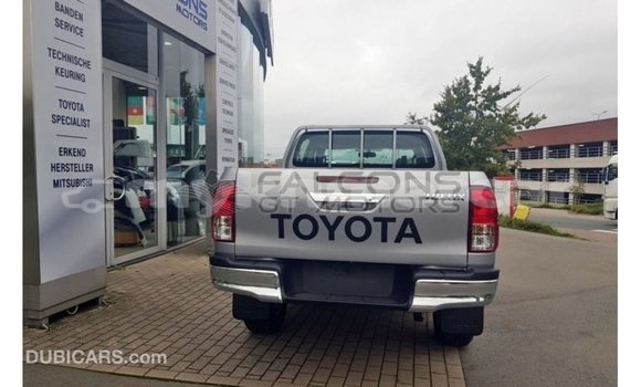 Buy Import Toyota Hilux Brown Car in Import - Dubai in Kampot Province Buy Import Toyota Hilux Brown Car in Import - Dubai in Kampot Province