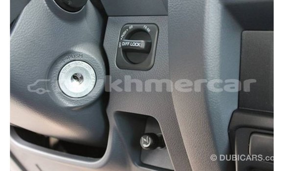 Buy Import Toyota Land Cruiser White Car in Import - Dubai in Kampot Province Buy Import Toyota Land Cruiser White Car in Import - Dubai in Kampot Province