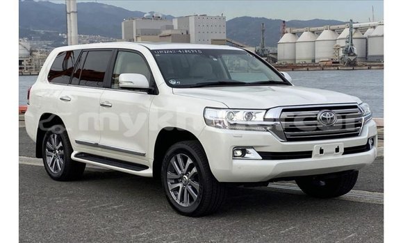 ទិញ នាំចូល Toyota Land Cruiser White ឡាន} ក្នុង Import - Dubai ក្នុង Kampot Province ទិញ នាំចូល Toyota Land Cruiser White ឡាន} ក្នុង Import - Dubai ក្នុង Kampot Province