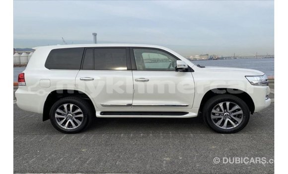 ទិញ នាំចូល Toyota Land Cruiser White ឡាន} ក្នុង Import - Dubai ក្នុង Kampot Province ទិញ នាំចូល Toyota Land Cruiser White ឡាន} ក្នុង Import - Dubai ក្នុង Kampot Province