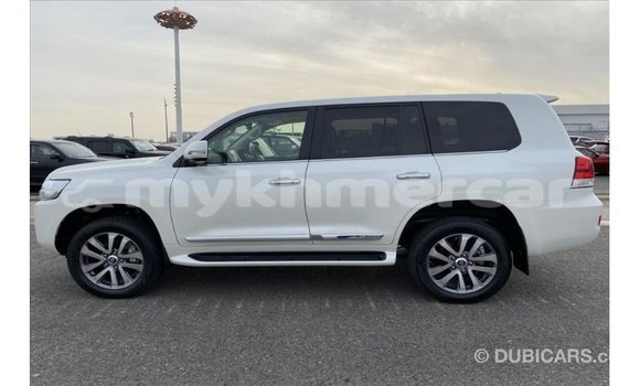 ទិញ នាំចូល Toyota Land Cruiser White ឡាន} ក្នុង Import - Dubai ក្នុង Kampot Province ទិញ នាំចូល Toyota Land Cruiser White ឡាន} ក្នុង Import - Dubai ក្នុង Kampot Province