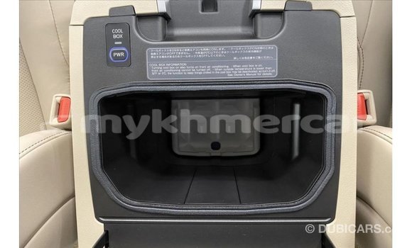 ទិញ នាំចូល Toyota Land Cruiser White ឡាន} ក្នុង Import - Dubai ក្នុង Kampot Province ទិញ នាំចូល Toyota Land Cruiser White ឡាន} ក្នុង Import - Dubai ក្នុង Kampot Province