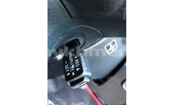 Acheter Import Voiture Toyota Prado Noir à Import - Dubai, Kampot Province Acheter Import Voiture Toyota Prado Noir à Import - Dubai, Kampot Province