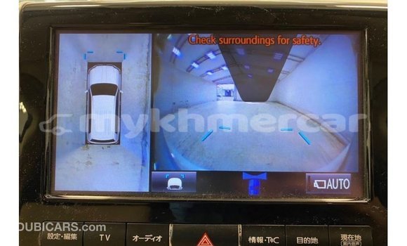 Acheter Import Voiture Toyota Land Cruiser Blanc à Import - Dubai, Kampot Province Acheter Import Voiture Toyota Land Cruiser Blanc à Import - Dubai, Kampot Province