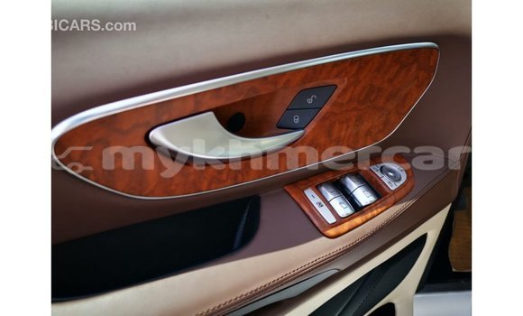Buy Import Mercedes-Benz Vito White Car in Import - Dubai in Kampot Province Buy Import Mercedes-Benz Vito White Car in Import - Dubai in Kampot Province