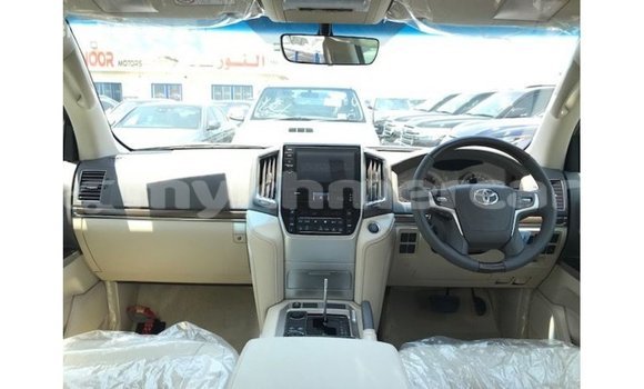 ទិញ នាំចូល Toyota Land Cruiser Blue ឡាន} ក្នុង Import - Dubai ក្នុង Kampot Province ទិញ នាំចូល Toyota Land Cruiser Blue ឡាន} ក្នុង Import - Dubai ក្នុង Kampot Province