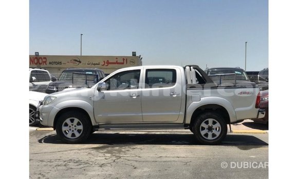 Acheter Import Voiture Toyota Hilux Autre à Import - Dubai, Kampot Province Acheter Import Voiture Toyota Hilux Autre à Import - Dubai, Kampot Province