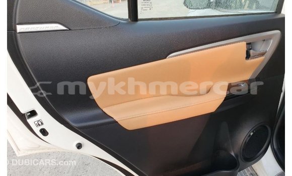 Buy Import Toyota Fortuner White Car in Import - Dubai in Kampot Province Buy Import Toyota Fortuner White Car in Import - Dubai in Kampot Province