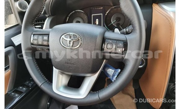 Buy Import Toyota Fortuner White Car in Import - Dubai in Kampot Province Buy Import Toyota Fortuner White Car in Import - Dubai in Kampot Province