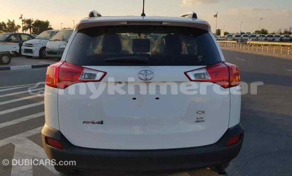 ទិញ នាំចូល Toyota RAV4 White ឡាន} ក្នុង Import - Dubai ក្នុង Kampot Province ទិញ នាំចូល Toyota RAV4 White ឡាន} ក្នុង Import - Dubai ក្នុង Kampot Province