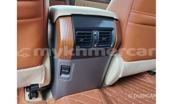Buy Import Toyota Prado White Car in Import - Dubai in Kampot Province Buy Import Toyota Prado White Car in Import - Dubai in Kampot Province