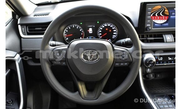 Acheter Import Utilitaire Toyota HiAce Autre à Import - Dubai, Kampot Province Acheter Import Utilitaire Toyota HiAce Autre à Import - Dubai, Kampot Province