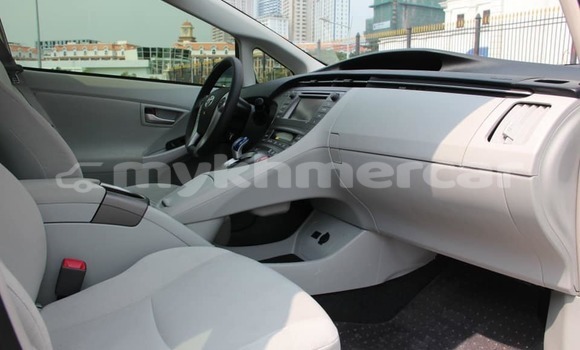 Acheter Occasion Voiture Toyota Prius Blanc à Phnom Penh, Phnom Penh Acheter Occasion Voiture Toyota Prius Blanc à Phnom Penh, Phnom Penh