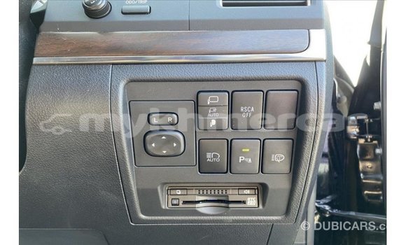 Acheter Import Voiture Toyota Land Cruiser Noir à Import - Dubai, Kampot Province Acheter Import Voiture Toyota Land Cruiser Noir à Import - Dubai, Kampot Province