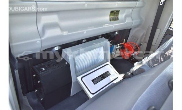 Acheter Import Voiture Toyota Land Cruiser Autre à Import - Dubai, Kampot Province Acheter Import Voiture Toyota Land Cruiser Autre à Import - Dubai, Kampot Province