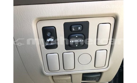 Acheter Import Voiture Toyota Hilux Noir à Import - Dubai, Kampot Province Acheter Import Voiture Toyota Hilux Noir à Import - Dubai, Kampot Province