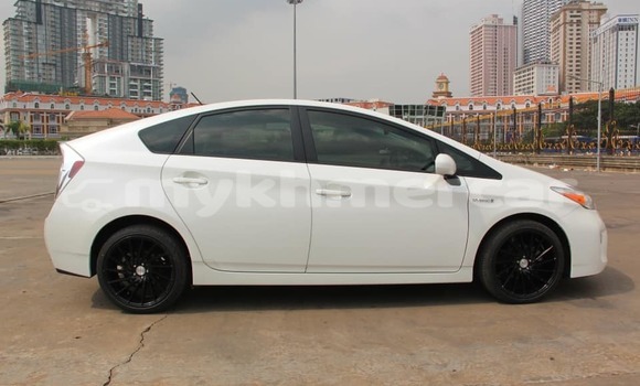 Acheter Occasion Voiture Toyota Prius Blanc à Phnom Penh, Phnom Penh Acheter Occasion Voiture Toyota Prius Blanc à Phnom Penh, Phnom Penh