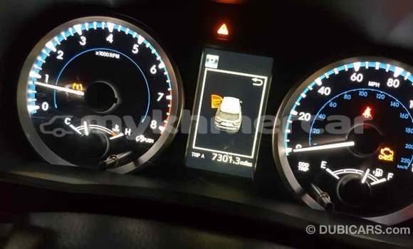 Acheter Import Voiture Toyota Highlander Blanc à Import - Dubai, Kampot Province Acheter Import Voiture Toyota Highlander Blanc à Import - Dubai, Kampot Province